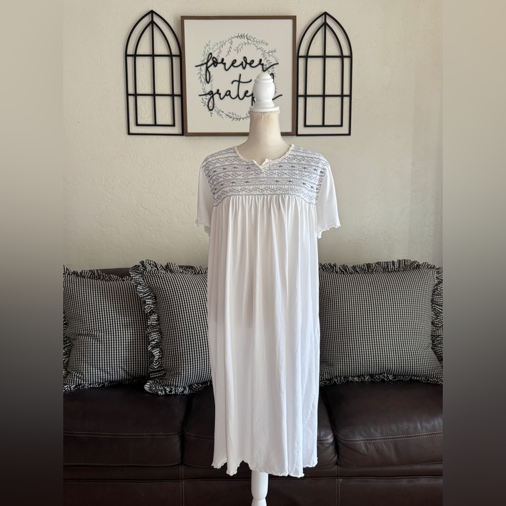 Schweitzer Linen Nightgown Dainty Whimsical Blue Floral Print Size XL Boho